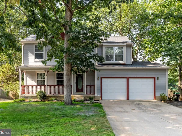 13 Elbow Ln, Sicklerville, NJ 08081