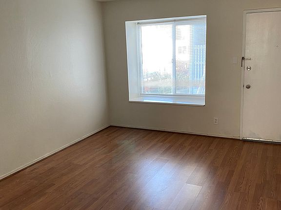 2nd image of 318 25th Ave APT 3