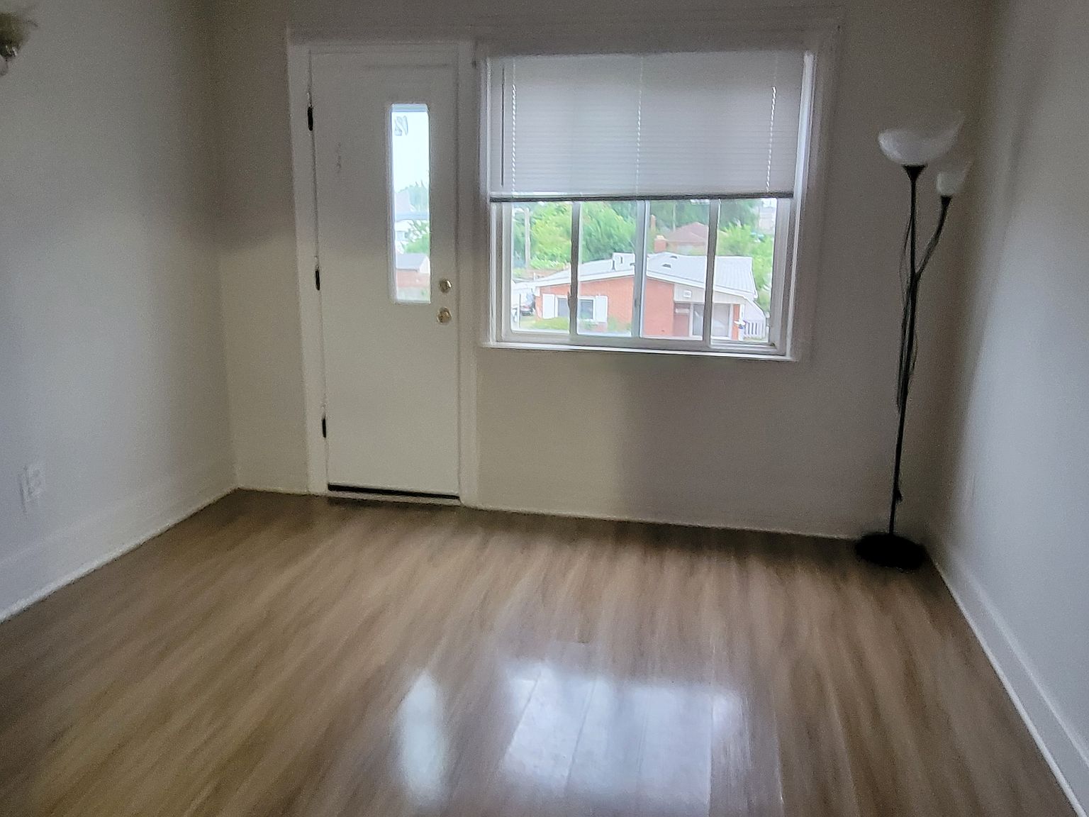 5081 Fredro St #2, Hamtramck, MI 48212