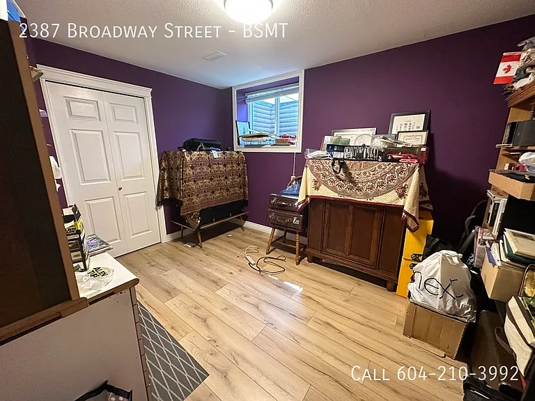 2387 Broadway St #BASEMENT — Photo 8