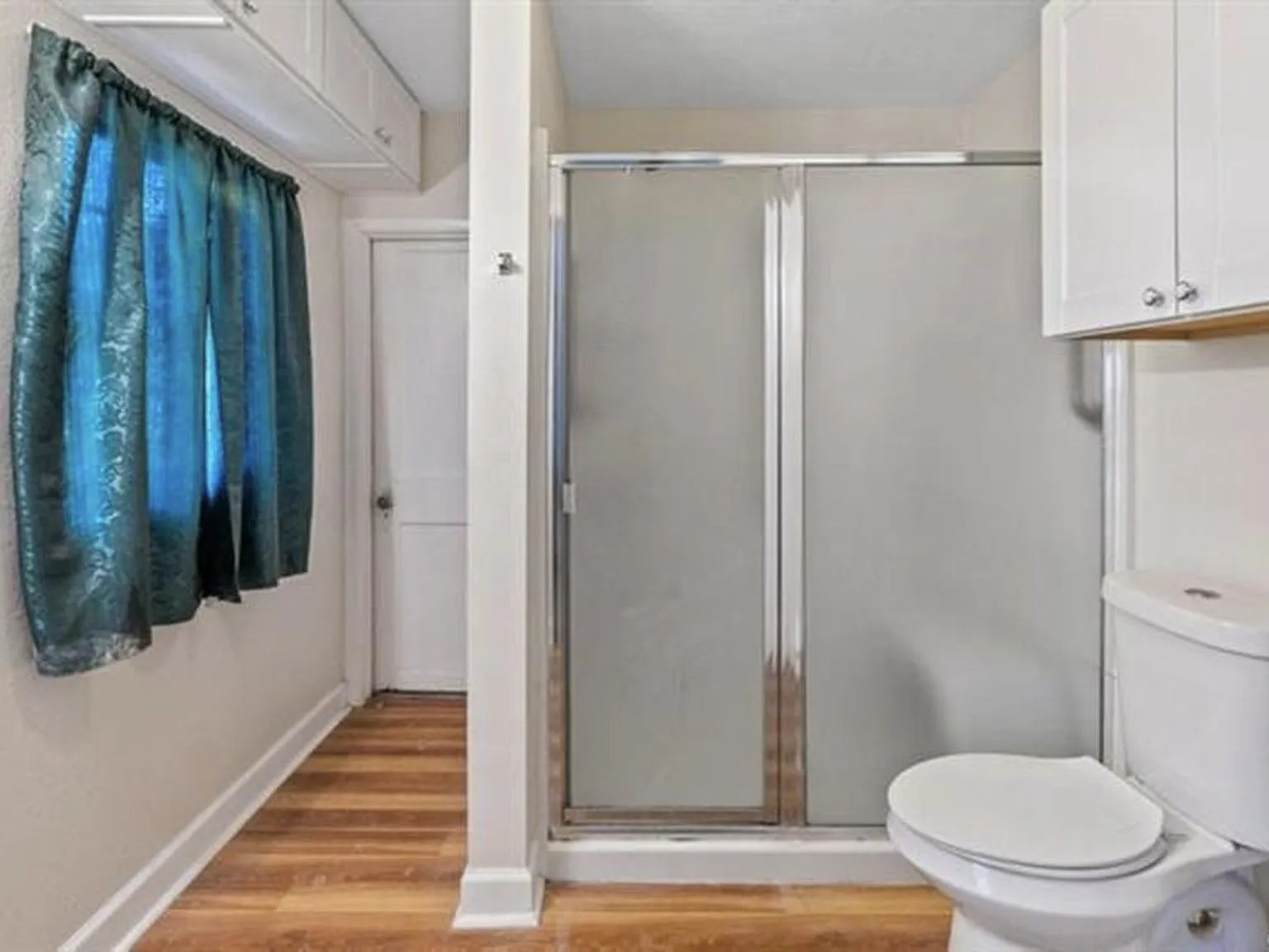 306 Booker St — Photo 2
