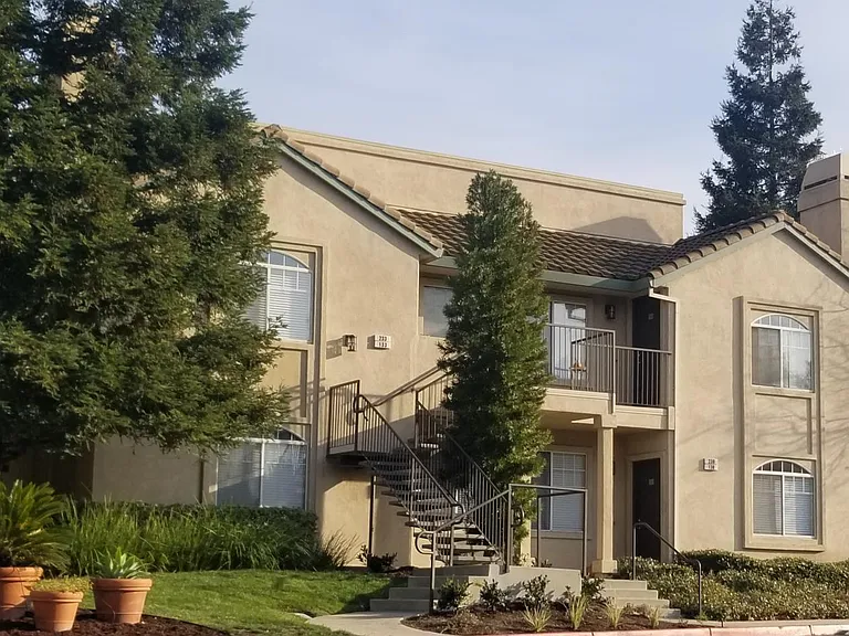 Hillcrest View — Photo 25