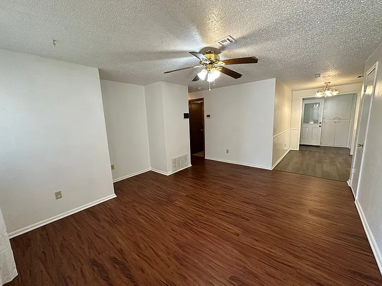 5013 S Dimple Dr — Photo 8