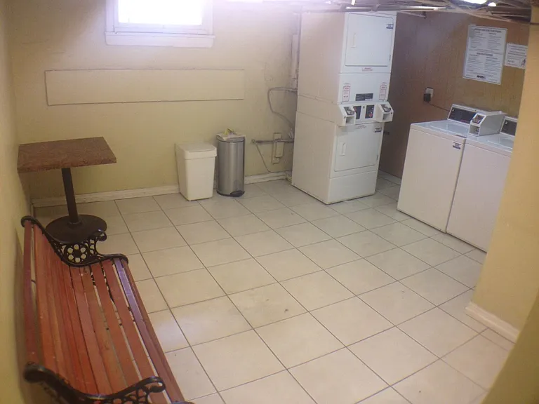 Alexandria Apartments LLC — Photo 31