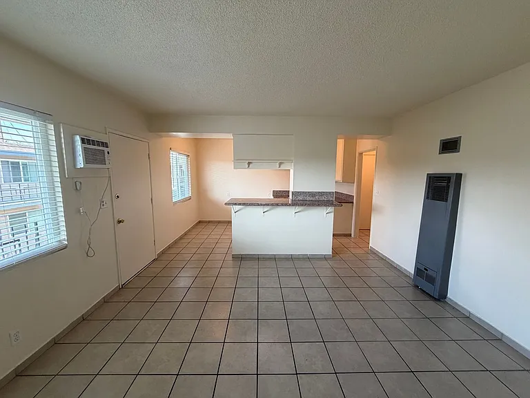 11614 Bellflower Blvd — Photo 8