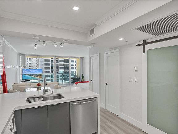 3rd image of 2501 S Ocean Dr APT 704