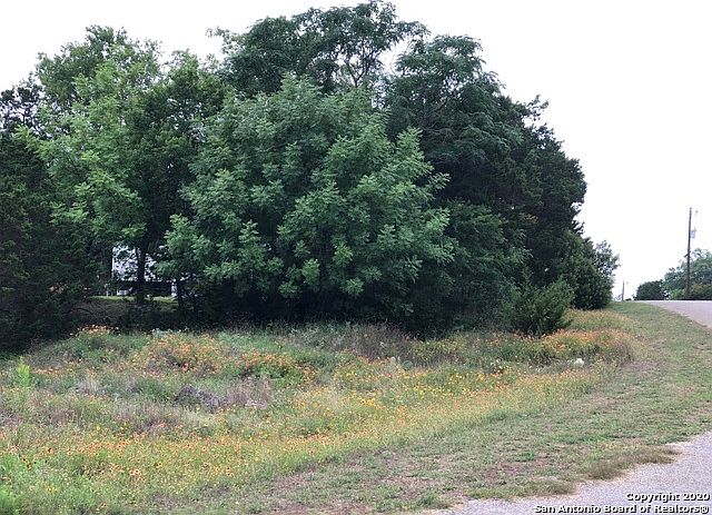 2nd image of 620 Remington Rd