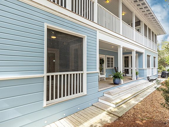 4th image of 712 Forest St