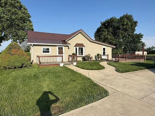 1030 E Peterson Rd, Piqua, OH 45356