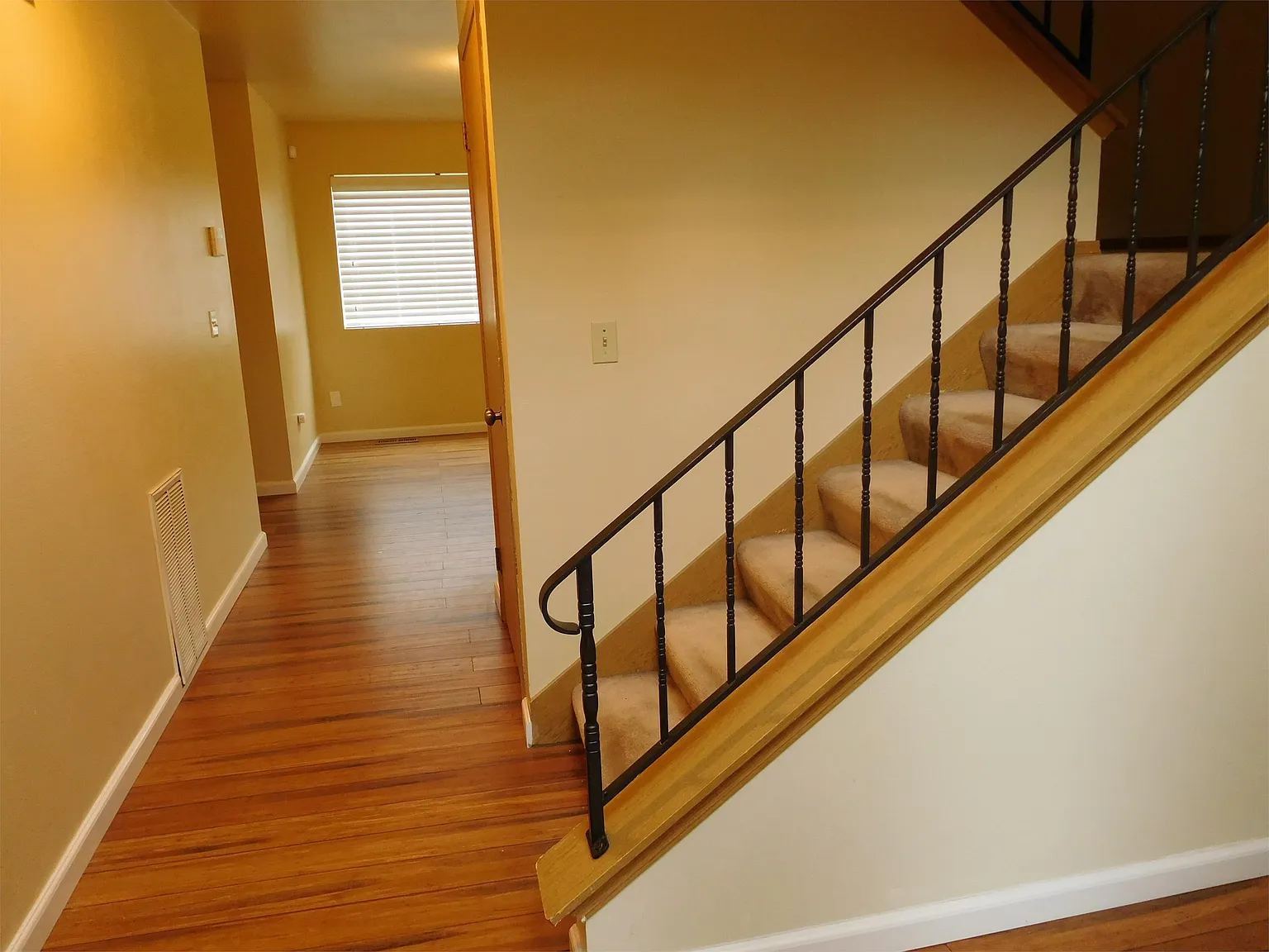 11916 SE 220th Ct Kent WA 98031 (Warranty) ACL - 1 — Photo 2