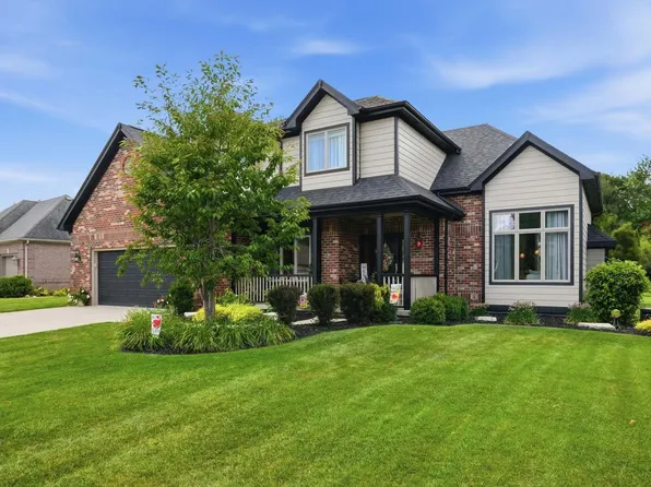 10626 Erie Dr, Winfield, IN 46307
