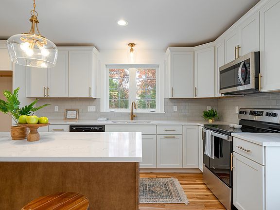 4th image of 44 Clover Lane Lot 127