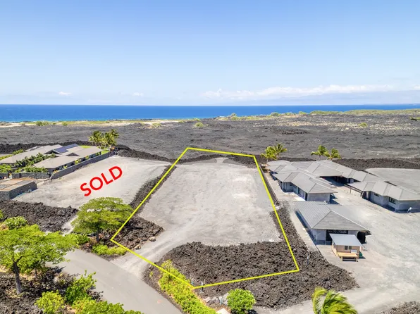 72-1176 Kekahawaiole Dr #28, Kailua Kona, HI 96740