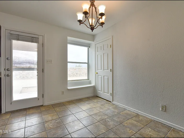 7958 Starry Night Dr — Photo 23