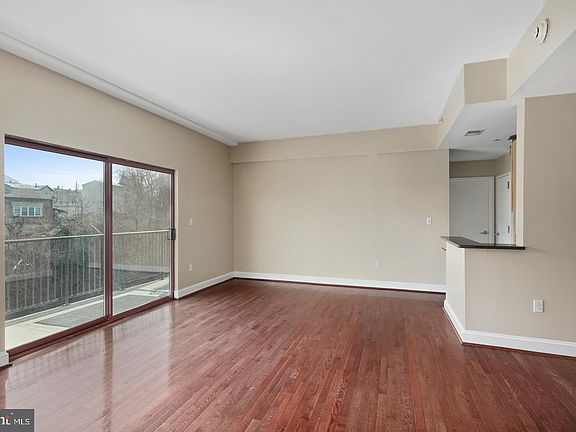 4th image of 3750 Main St APT 503