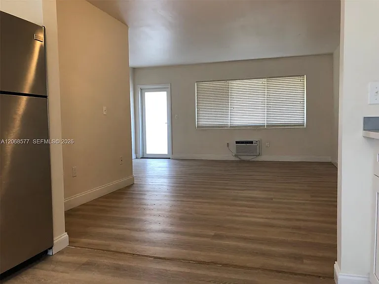 105 S Shore Dr #5 — Photo 6