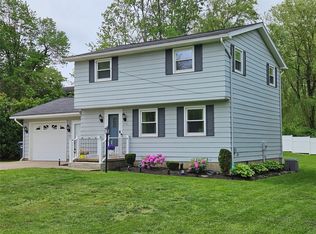 3716 Amherst Rd, Erie, PA 16506