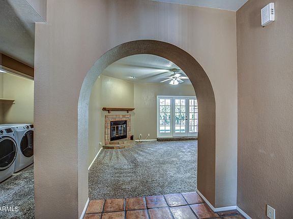 5th image of 1610 N STAPLEY Drive #102