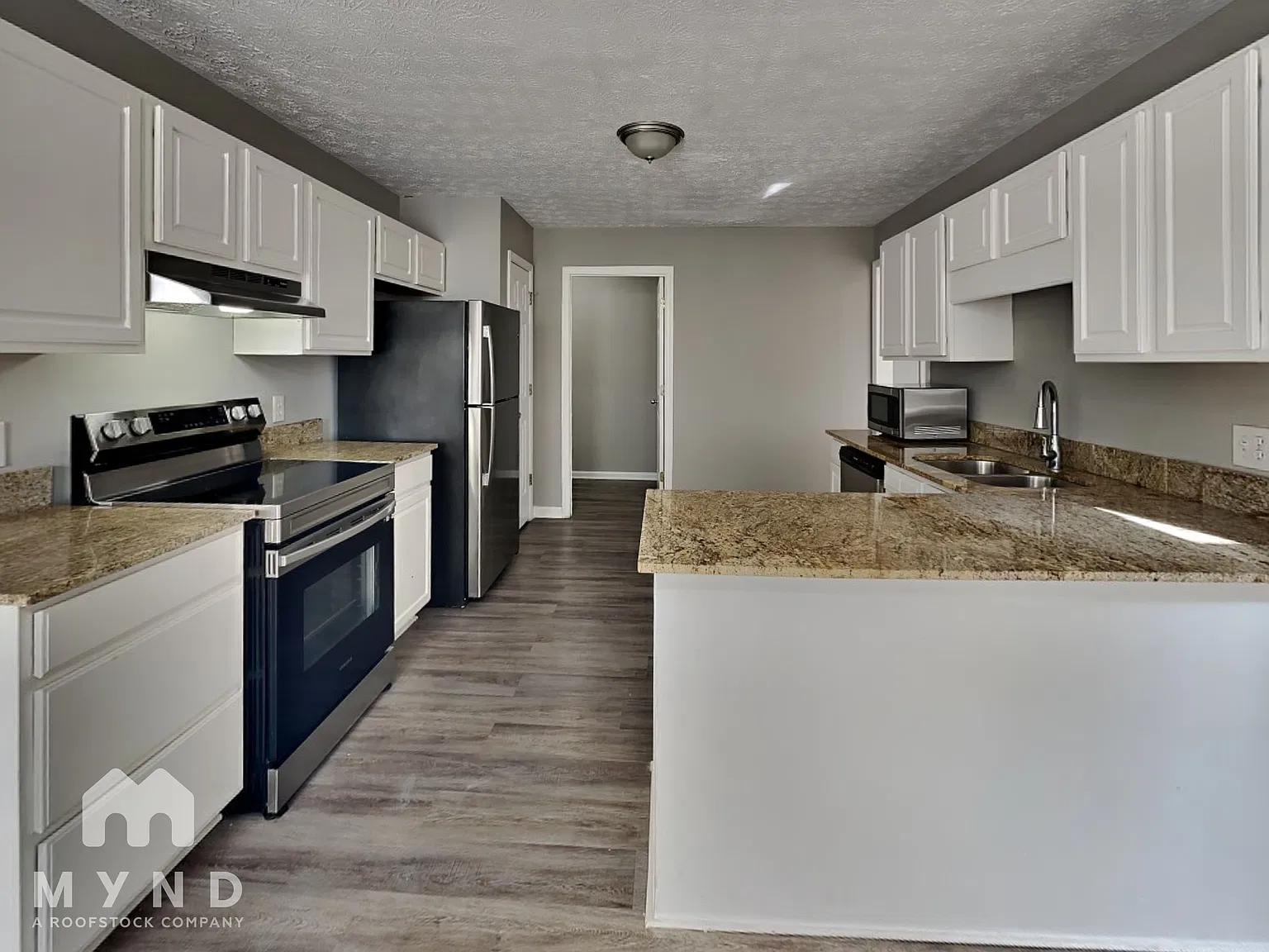 4 bed, 3.5 bath, 1756 sqft, $2,275 — Photo 4