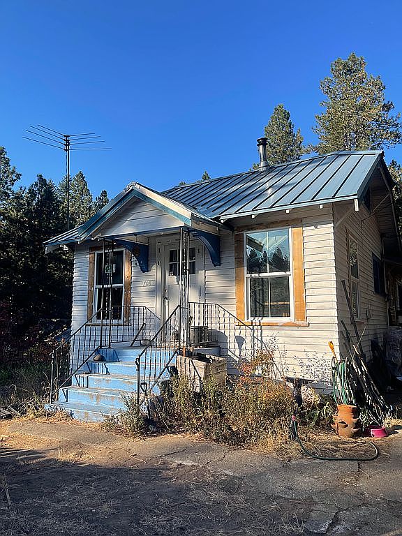 708 Roslyn Pl, Cle Elum, WA 98922 Zillow