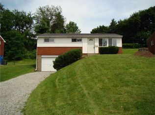 720 Heartwood Dr, Monroeville, PA
