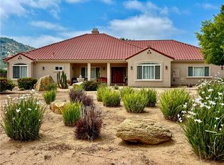 10204 Mount Olympus Valley Rd, Fallbrook, CA 92028