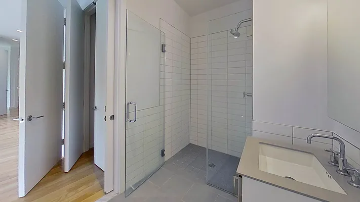 Rented by Triumph Property Group | media 14