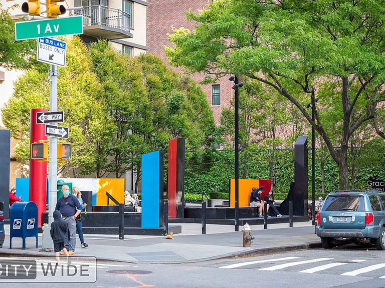 427 E 73rd St #5D — Photo 6