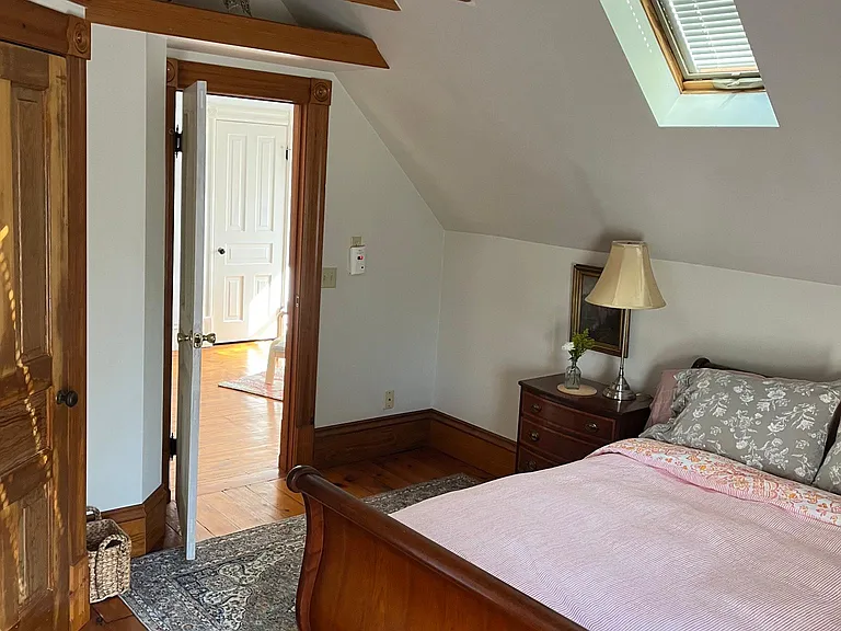 215 Rose Pl — Photo 22