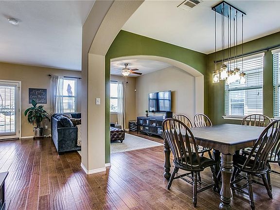 5th image of 311 Quarry Ln
