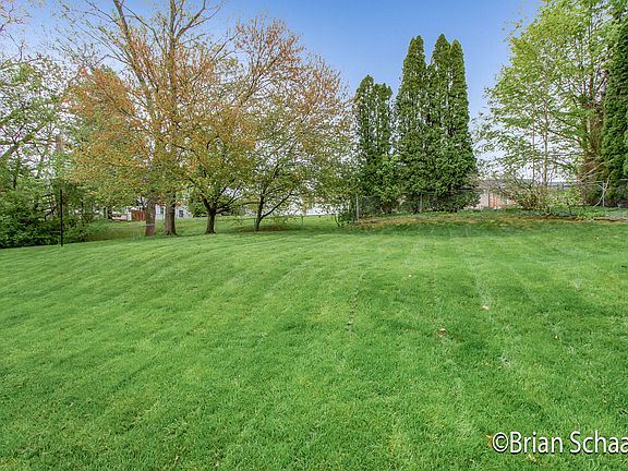 5th image of 3100 Brockwood Dr NE