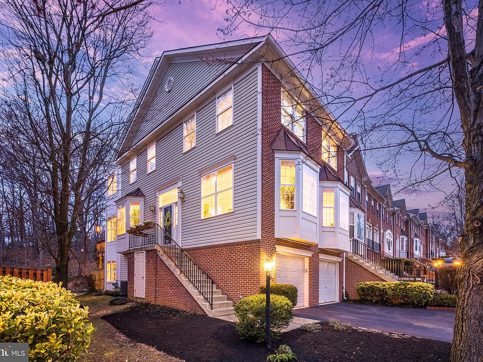 1st image of 5762 Governors Pond Cir