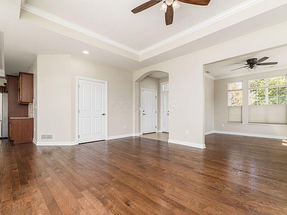 3rd image of 5421 Welbourne Pl #34