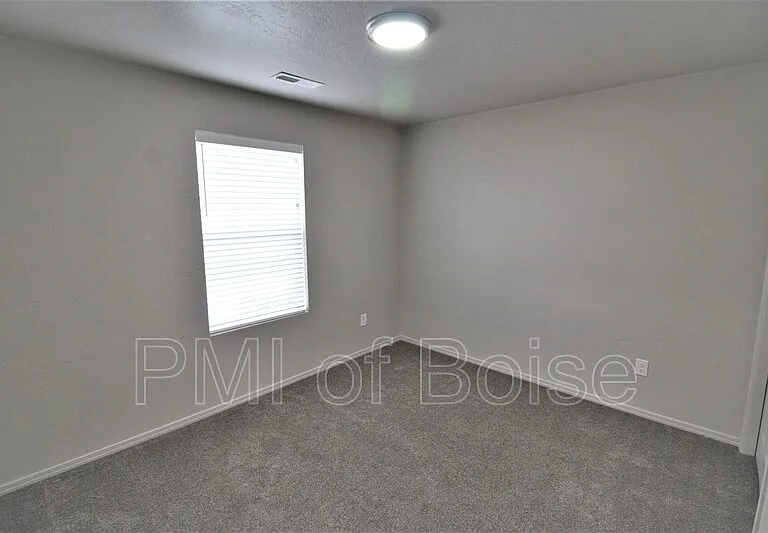 19571 Newhall Pl — Photo 11