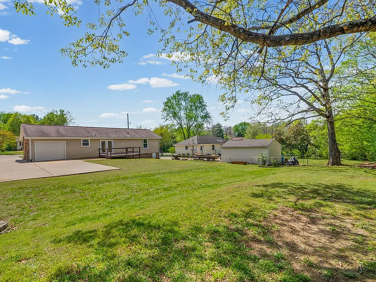 931 Poppy Dr — Photo 30