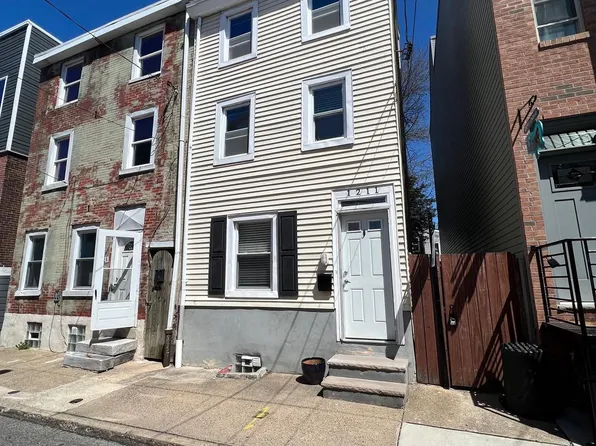 1211 E Oxford St, Philadelphia, PA 19125
