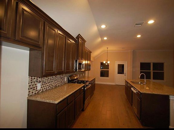 2nd image of 18203 Willow Edge Dr