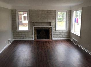 7264 Craigmere Dr, Middleburg Heights, OH