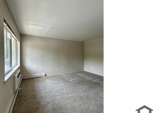 1750 Saint Johns Blvd #13, Lincoln Park, MI 48146