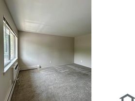 1750 Saint Johns Blvd