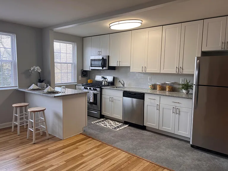 Metropolitan Bala Cynwyd — Photo 31