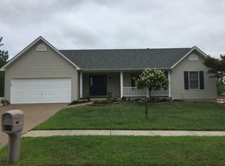 7196 Heald Dr, Dardenne Prairie, MO 63368