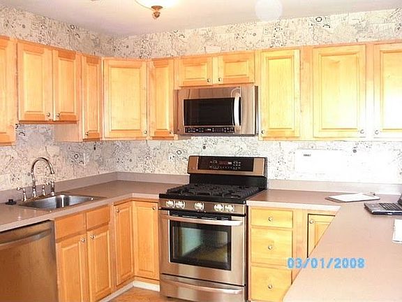 4th image of 2307 Periwinkle Ct