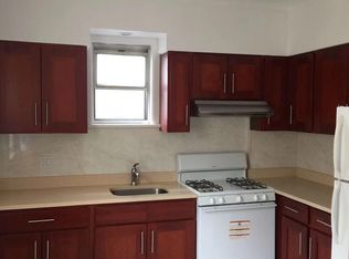4003 154th St, Flushing, NY 11354