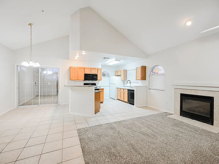 2925 Wigwam Pkwy #124 — Photo 8