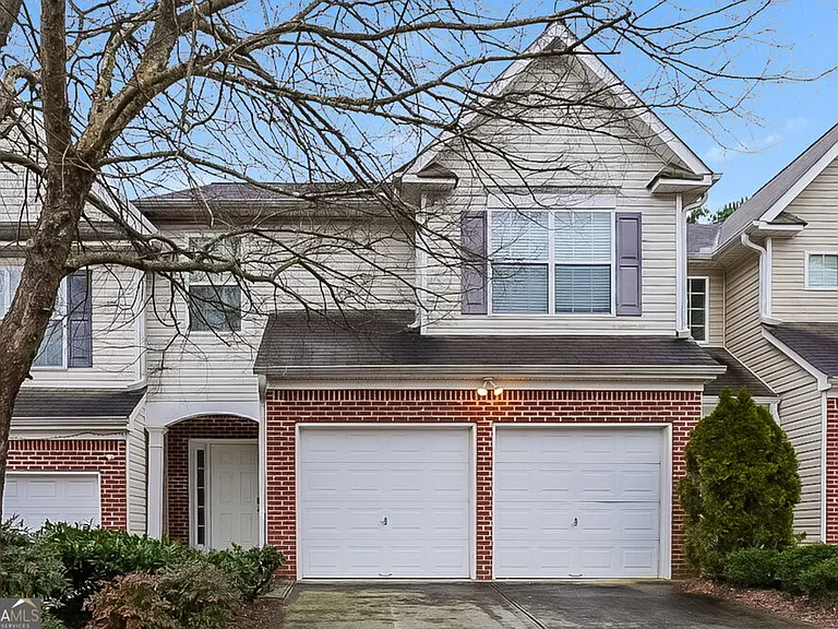 95 Golden Pine Rd — Photo 1