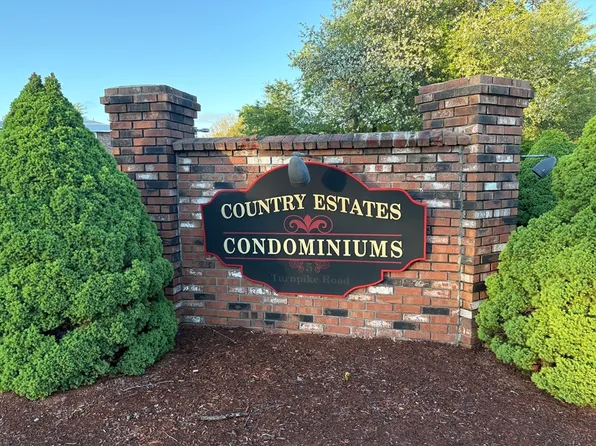 5 Turnpike Rd APT 226, Townsend, MA 01469