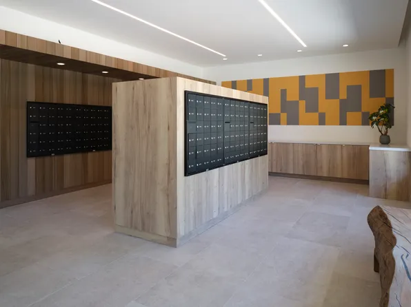 Valley Oaks Village 55+, 24700 Valley St #61e0fd97c, Newhall, CA 91321