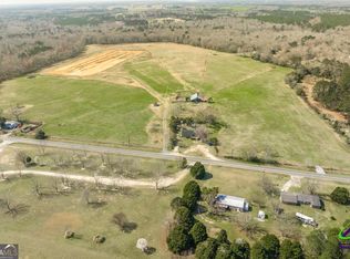 406 Mac Thompson Rd, Cochran, GA 31014