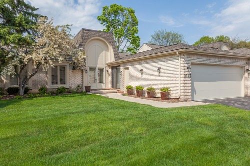 1st image of 5131 Woodlands Dr #1